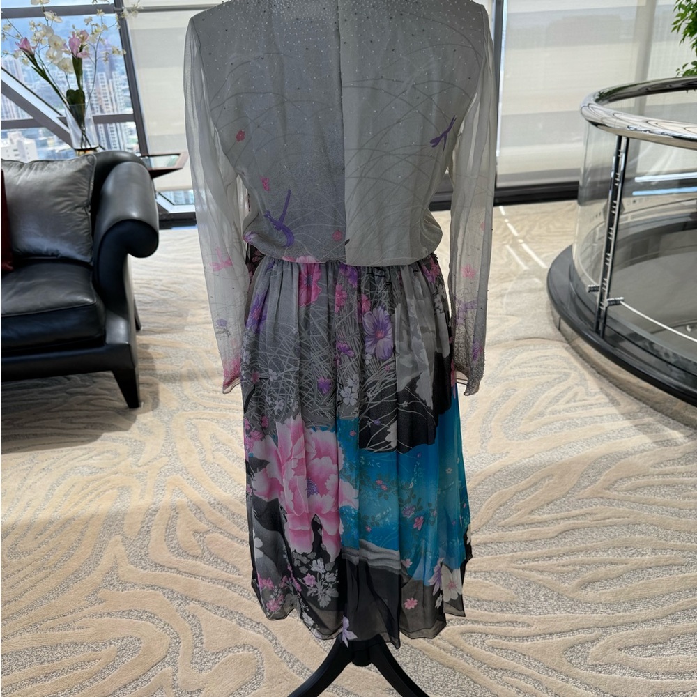 Vintage Hanae Mori Silk long sleeve Hand Beaded Formal Gown - Picture 4 of 5